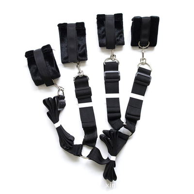 En Popüler Ürünler BDSM Bondage Restrictions Kit For Bed Lover