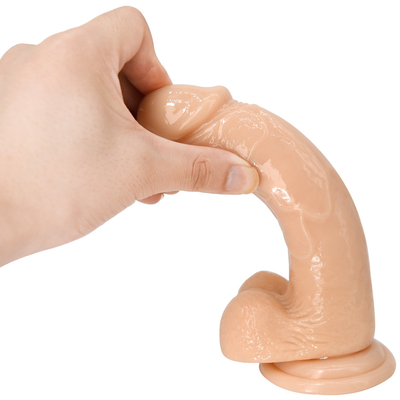 Gerçekçi Dildos Cilt gibi hissettiriyor Elsiz oyun için emme fincanı ile dildo vücut güvenliği malzemesi ve yetişkin seks oyuncakları
